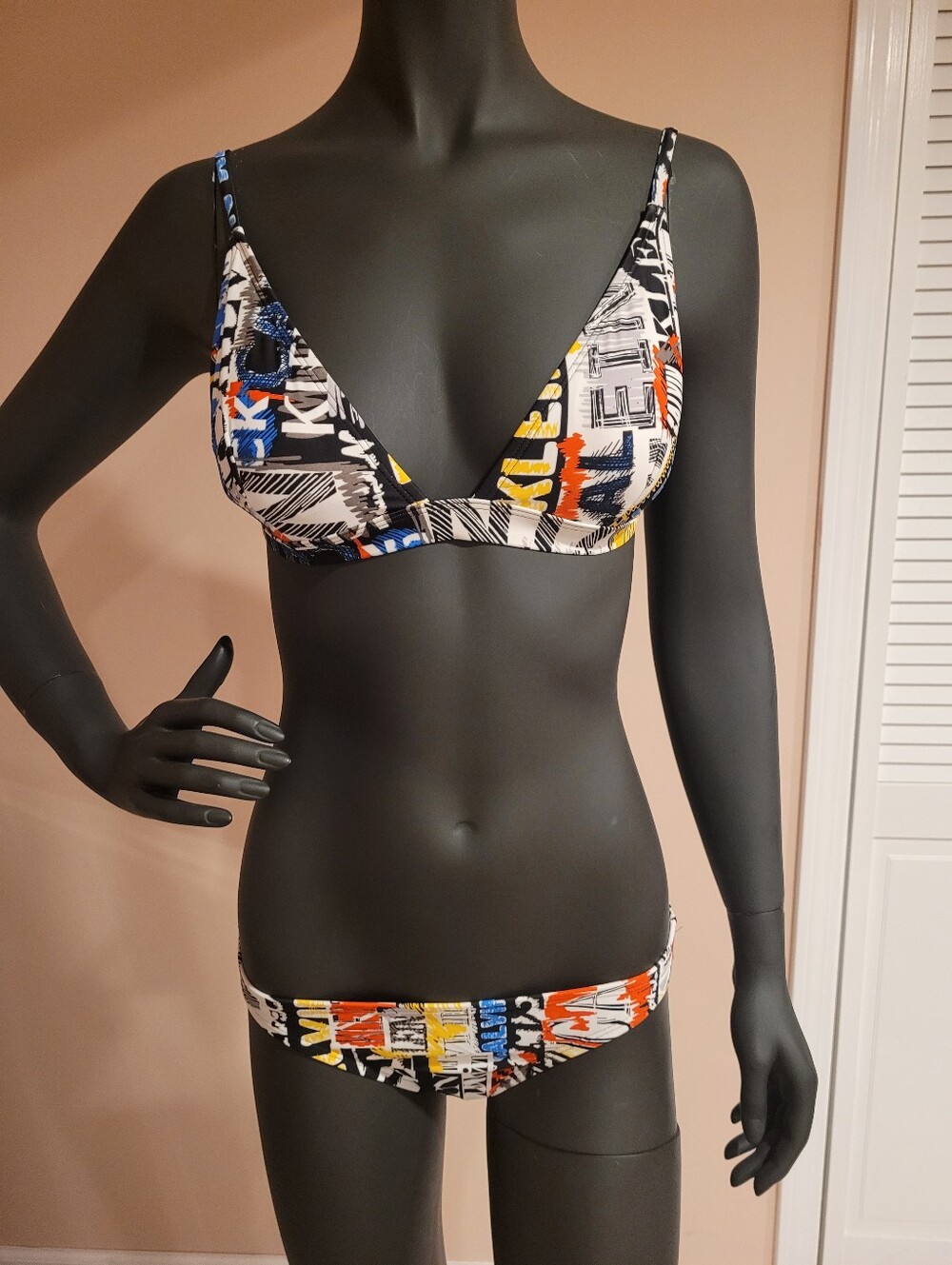Women’s Multicolor Graphic Print Triangle Bikini